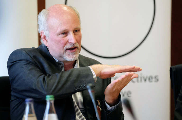 Prof. Dr. Wolfgang Lutz