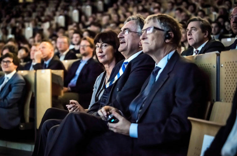 Dr. Ingrid Hamm, Prof. Wolfgang A. Herrmann, Bill Gates