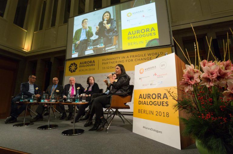 Panel: A World under Pressure. Cem Özdemir, Dr. Tom Catena, Nik Gowing, Tania von Uslar- Gleichen, Prof. Wolfgang Huber, Düzen Tekkal