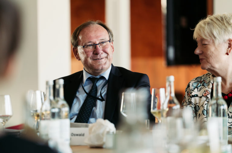 Dr. Stefan Oswald, Prof. Ilona Kickbusch