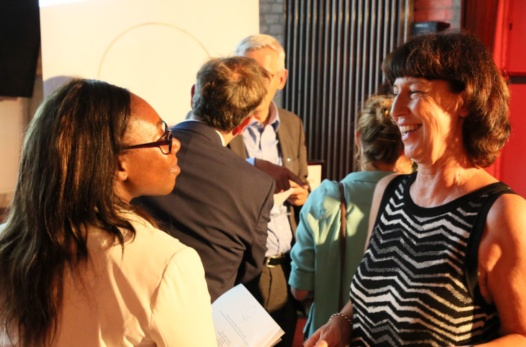 Lucy Larbi, Dr. Ingrid Hamm