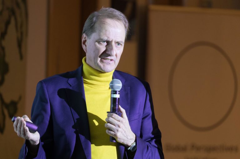 Prof. Dr Dirk Messner