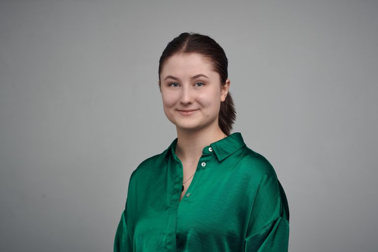 anne-ries